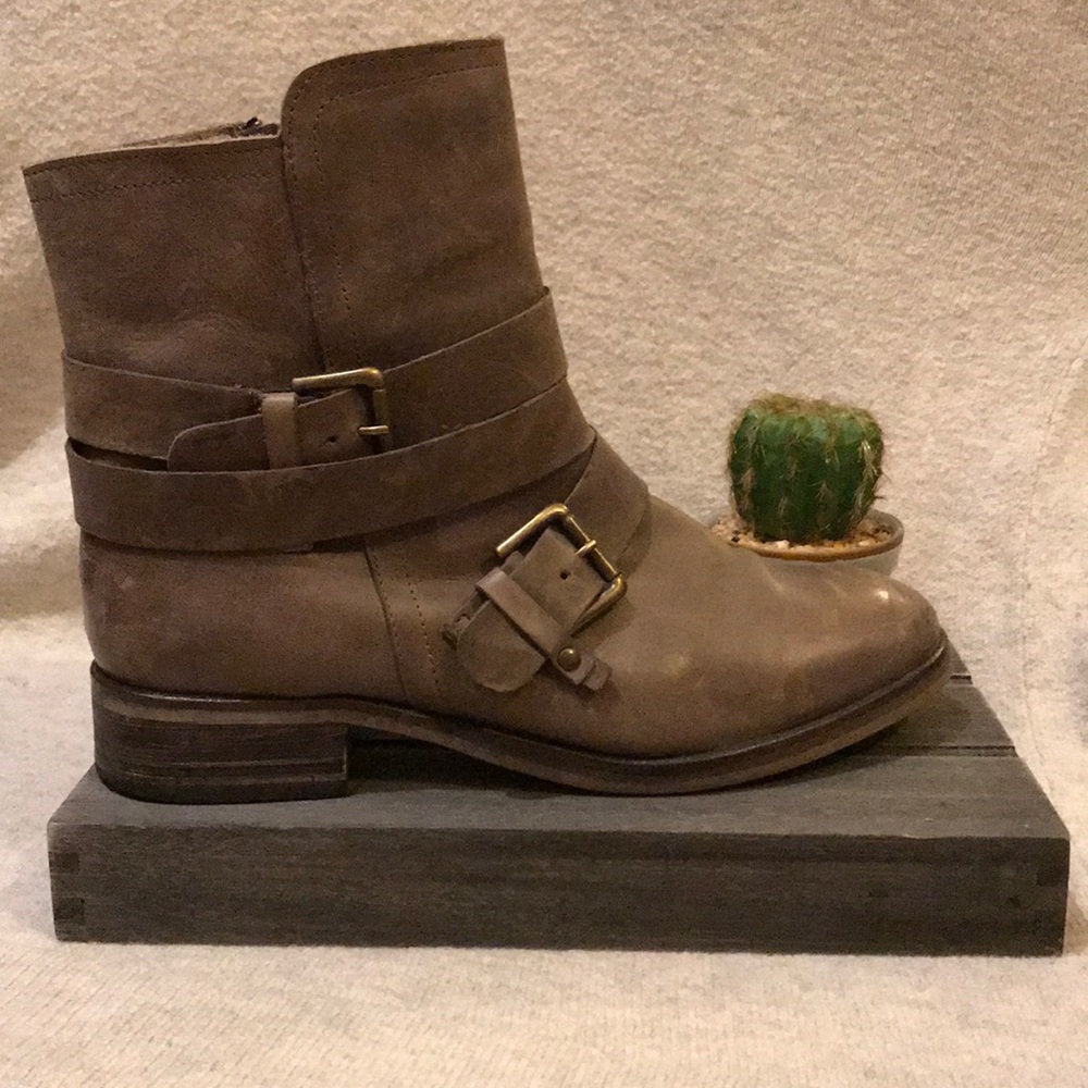 Treasure & Bond Sabana Short Boot